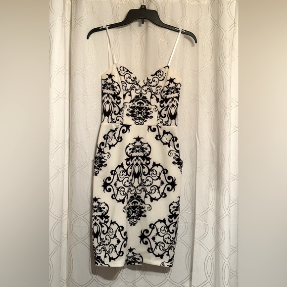 B. Darling black and white cocktail dress w/pockets - size 5/6 (juniors) - Picture 1 of 6